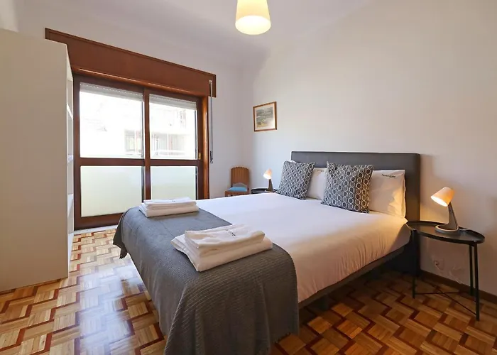 Flh Classic Design With Terrace 포르투